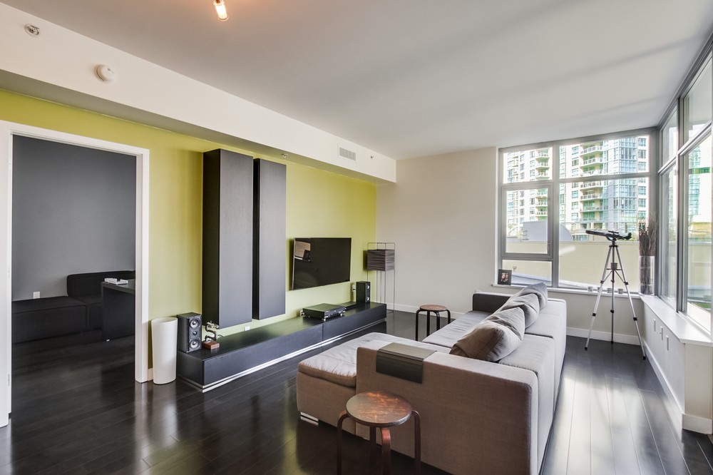 Virtual tour photo 14 of 62 for 1441 9th Avenue #402