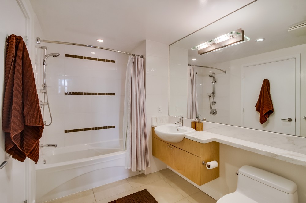 Virtual tour photo 52 of 62 for 1441 9th Avenue #402