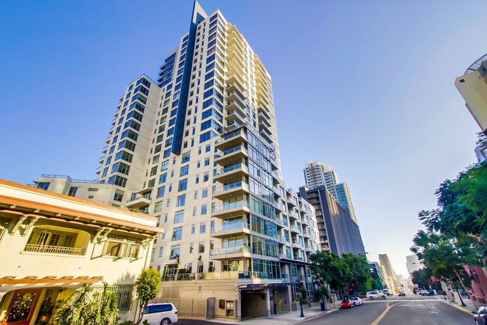 Virtual tour photo 3 of 79 for 1441 Ninth Ave #2401