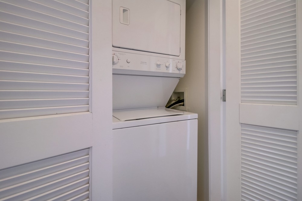 Virtual tour photo 30 of 29 for 1441 Ninth Ave #411