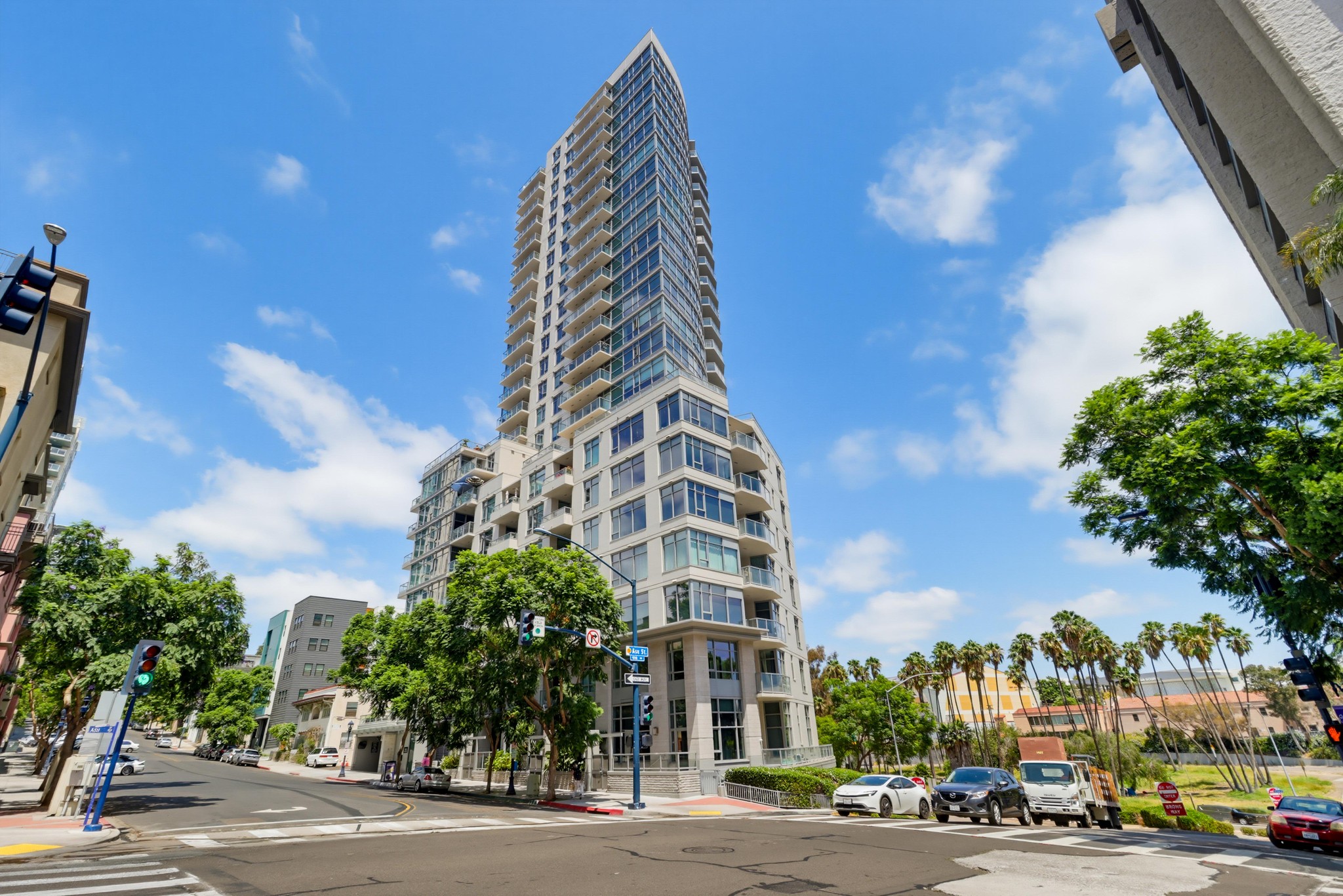 Virtual tour photo 1 of 52 for 1441 Ninth Ave Unit 507