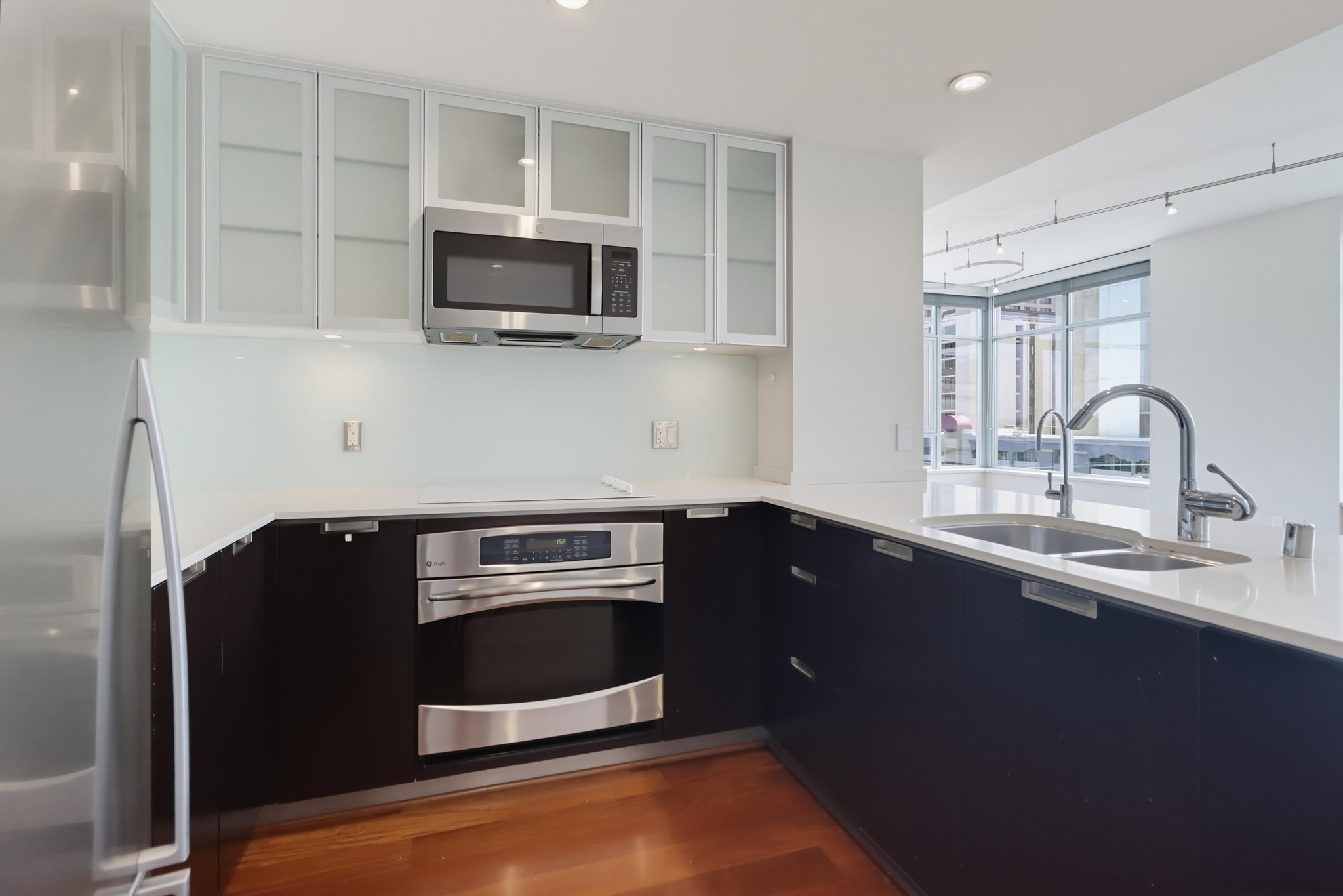 Virtual tour photo 12 of 52 for 1441 Ninth Ave Unit 507