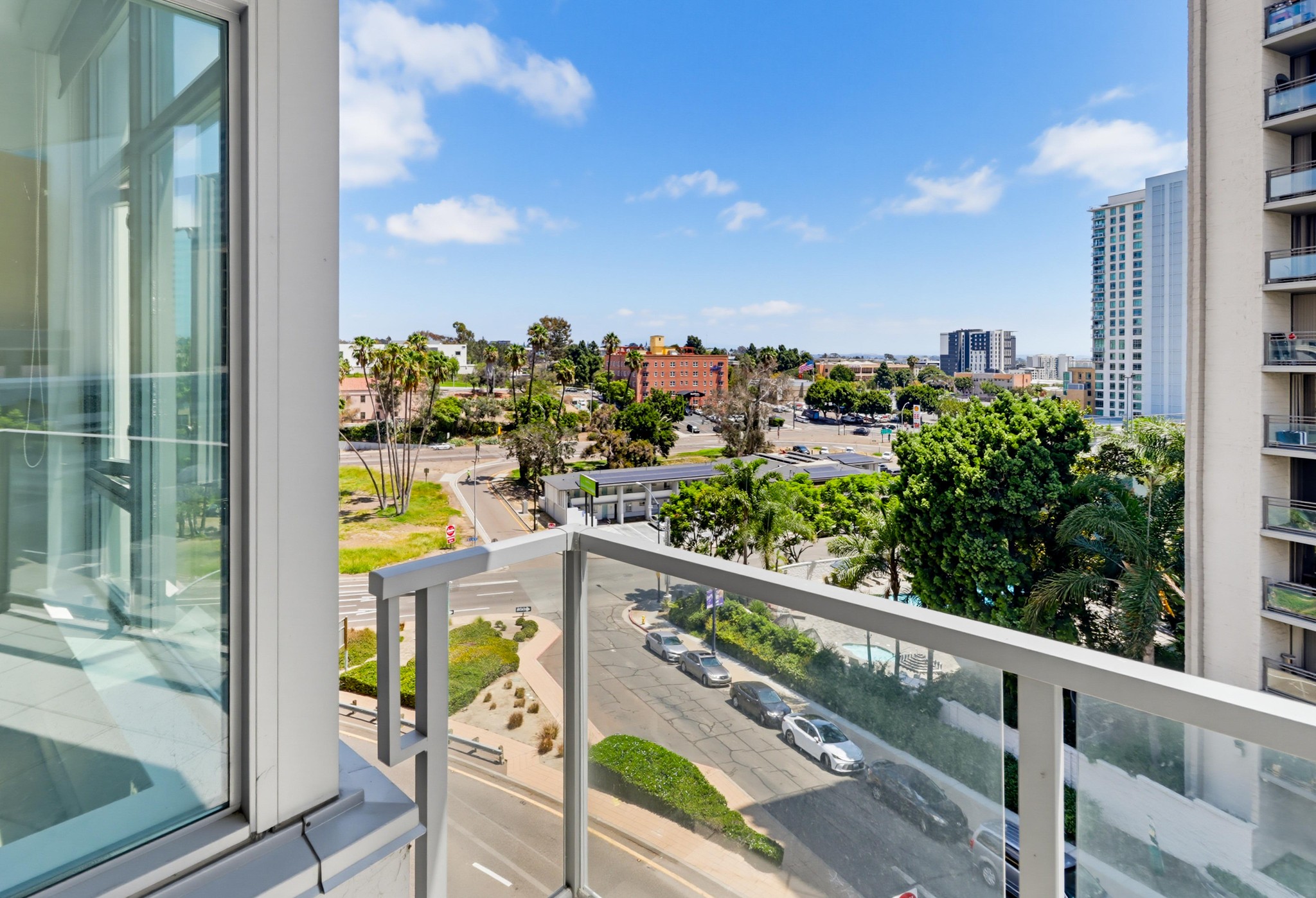 Virtual tour photo 20 of 52 for 1441 Ninth Ave Unit 507