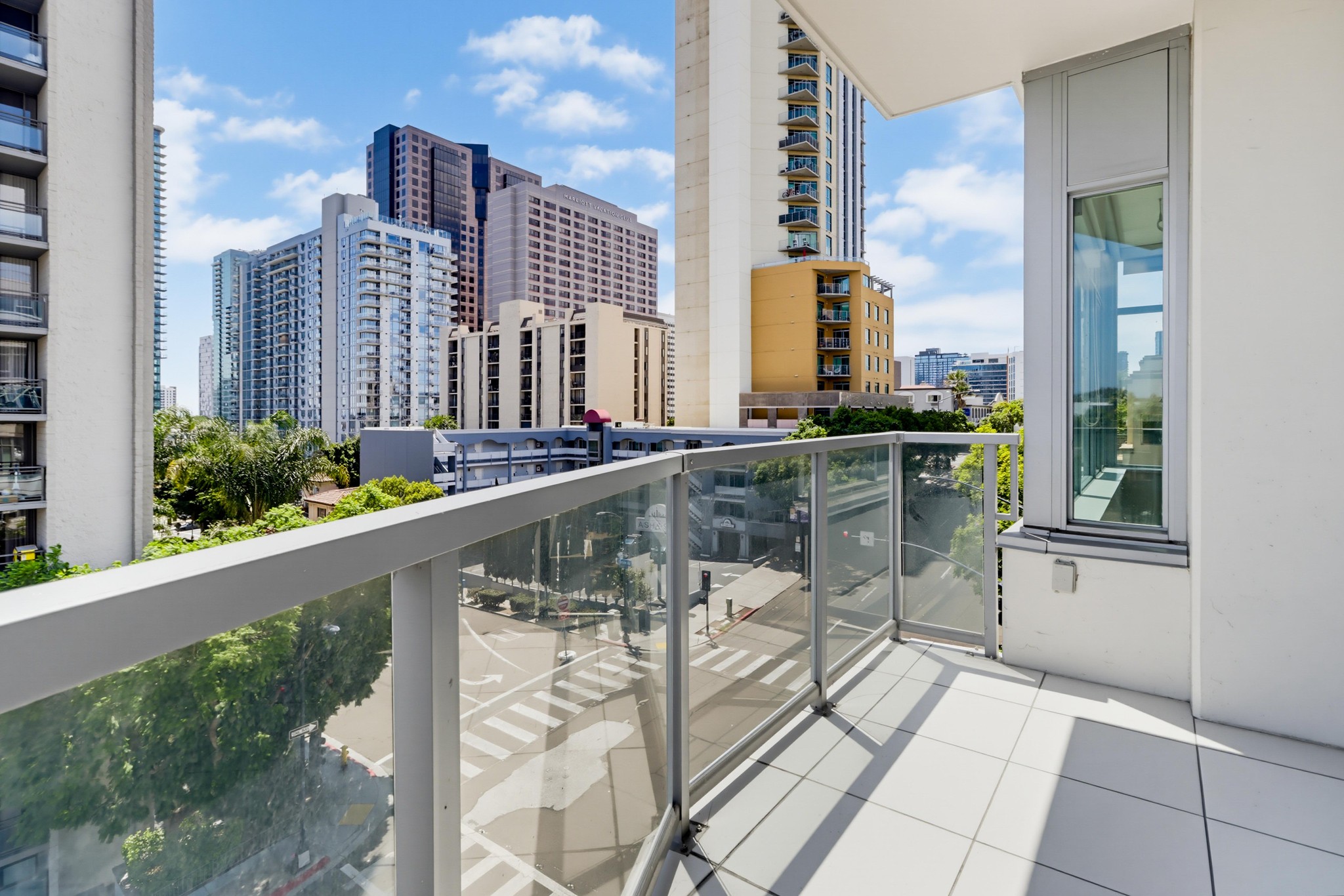 Virtual tour photo 22 of 52 for 1441 Ninth Ave Unit 507