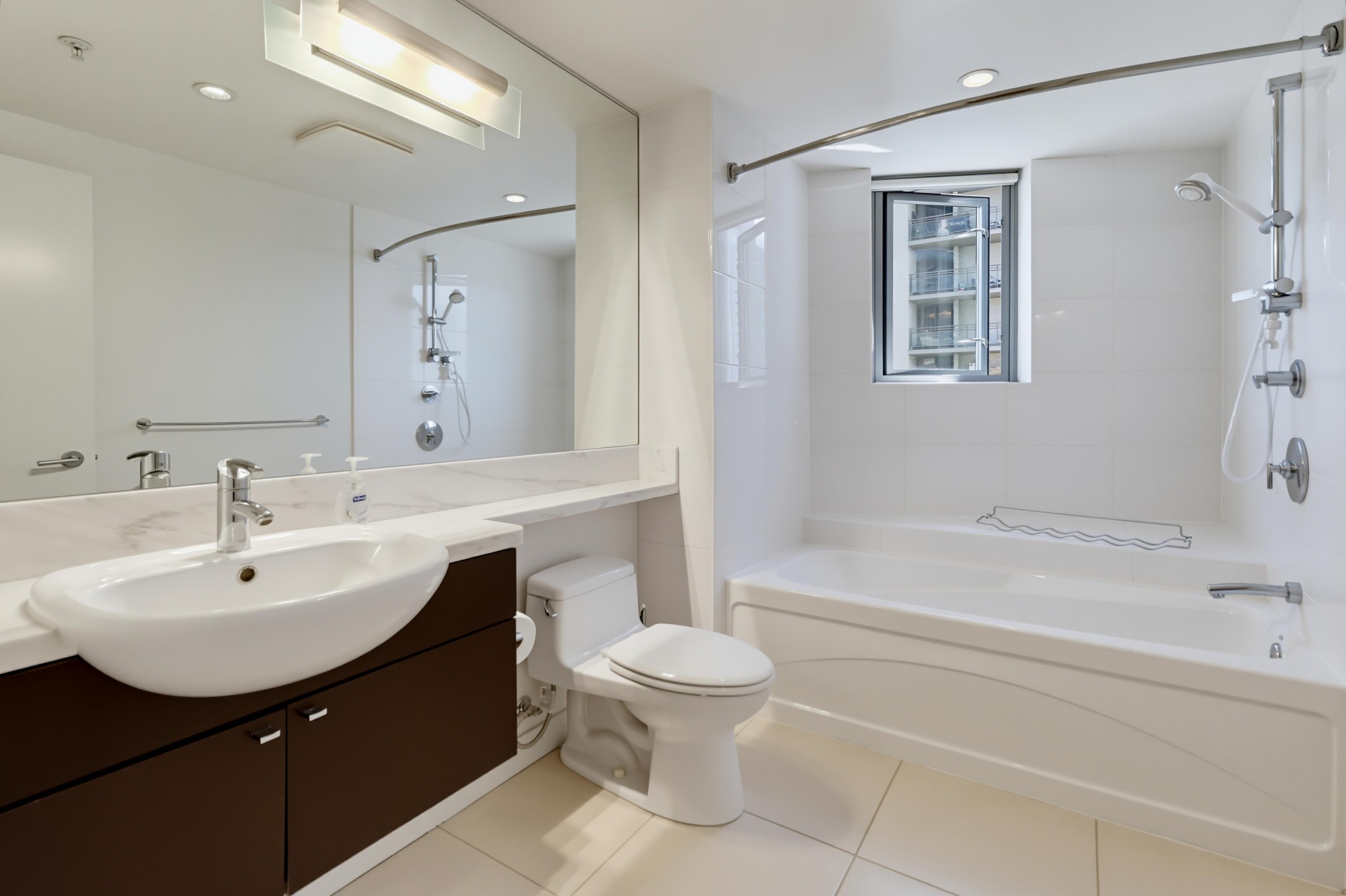 Virtual tour photo 29 of 52 for 1441 Ninth Ave Unit 507