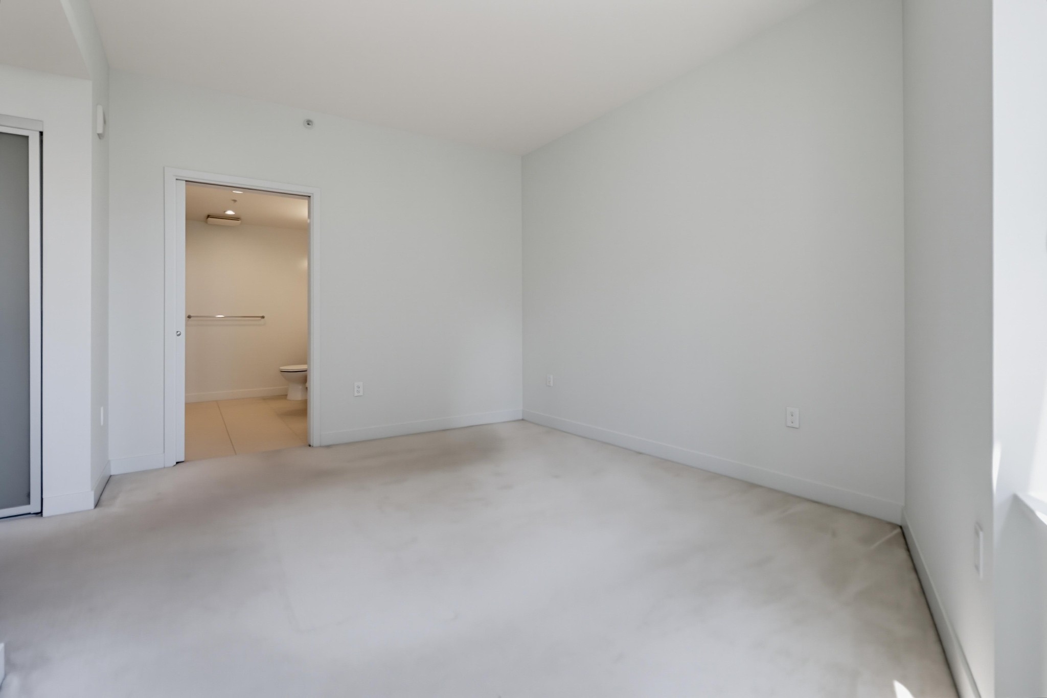 Virtual tour photo 35 of 52 for 1441 Ninth Ave Unit 507