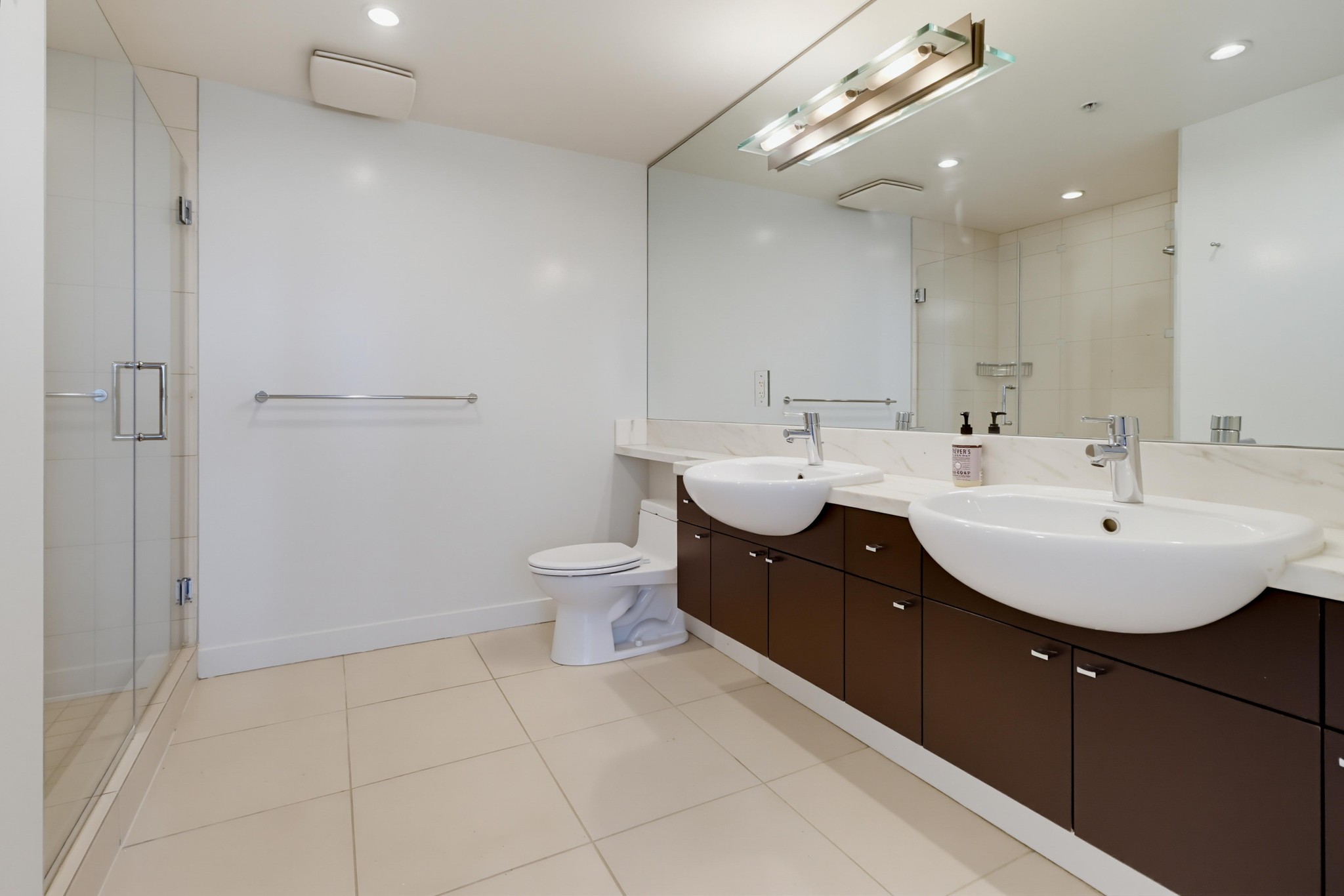 Virtual tour photo 37 of 52 for 1441 Ninth Ave Unit 507