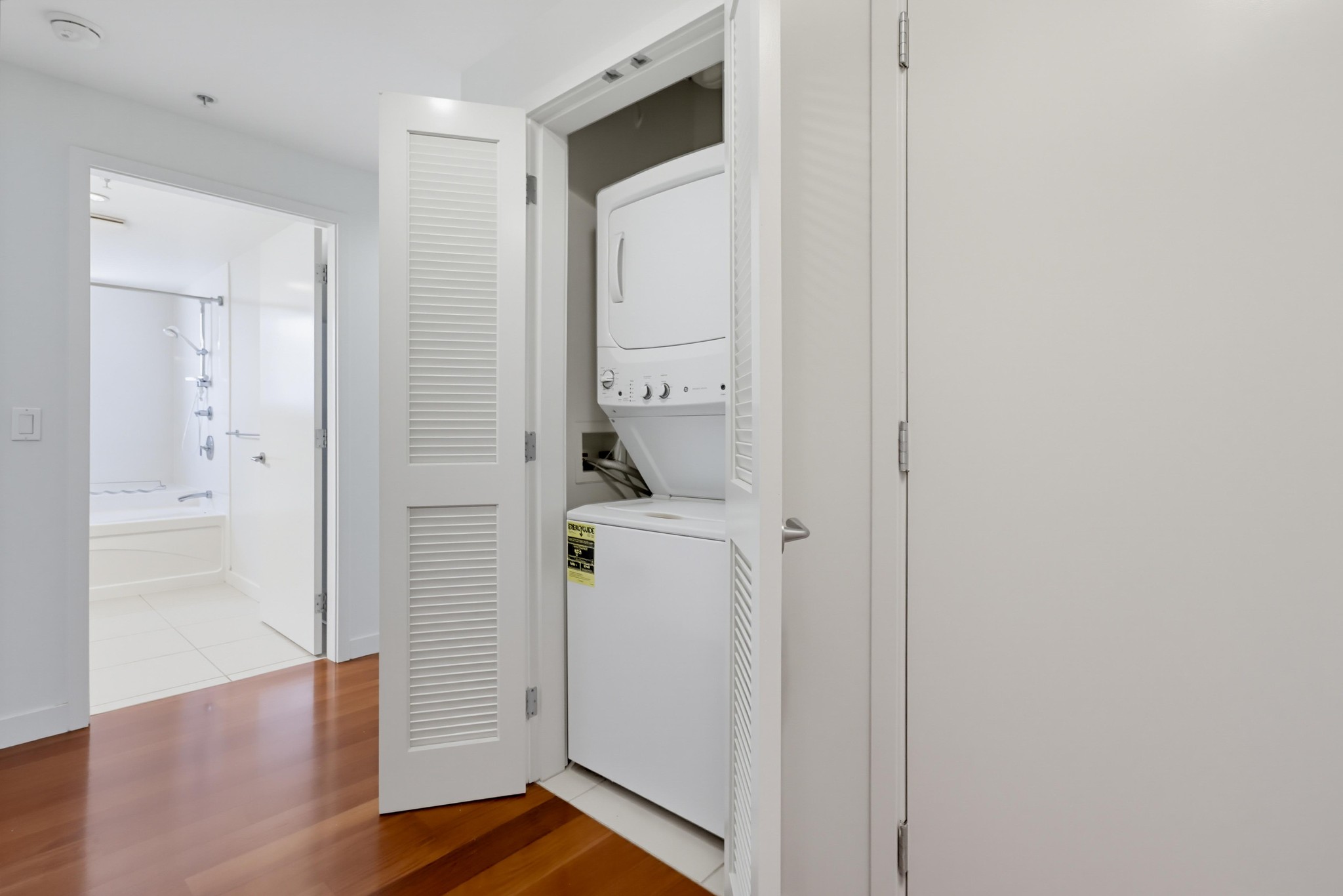 Virtual tour photo 41 of 52 for 1441 Ninth Ave Unit 507
