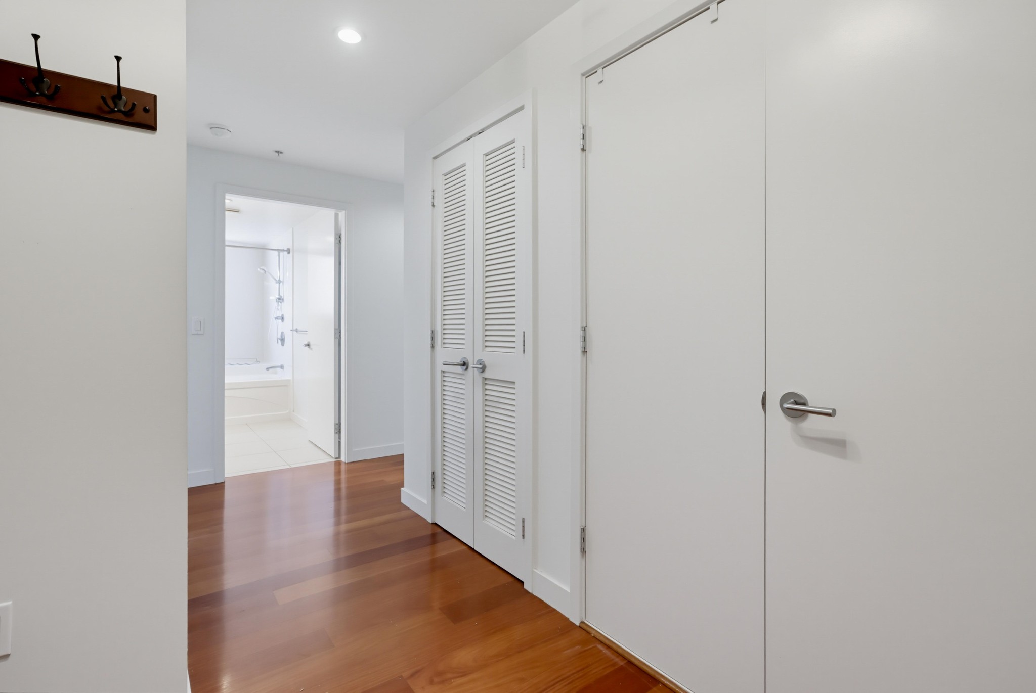 Virtual tour photo 43 of 52 for 1441 Ninth Ave Unit 507