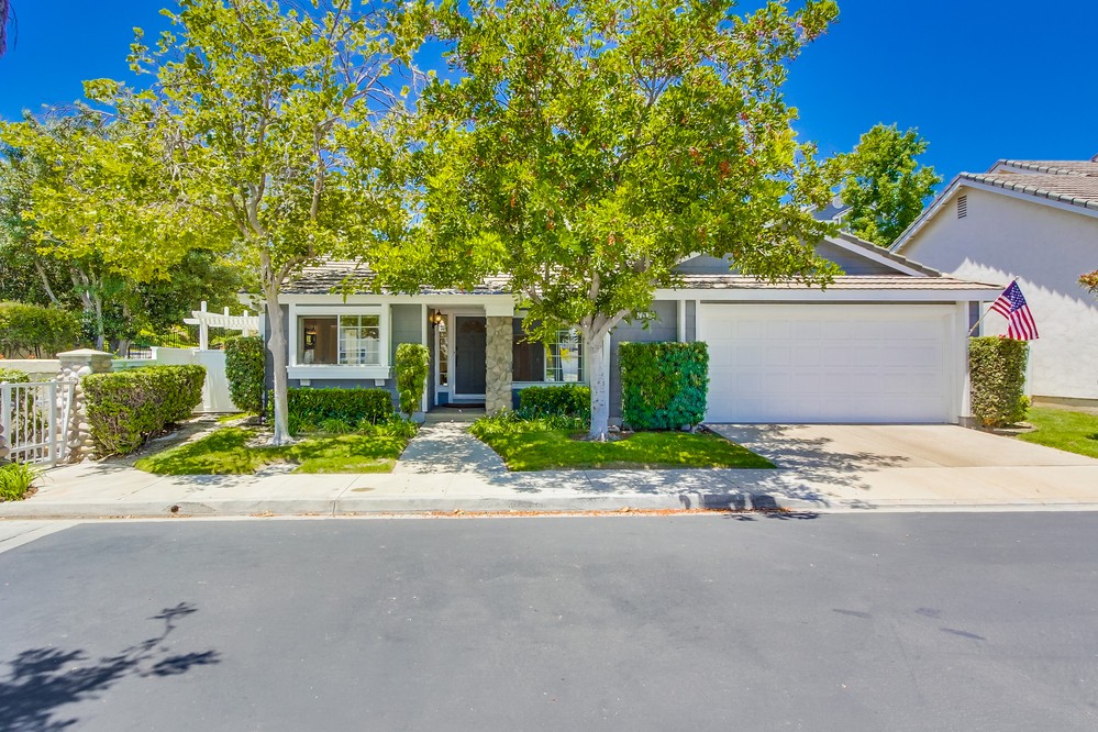 Virtual tour photo 1 of 77 for 14412 North Church Square