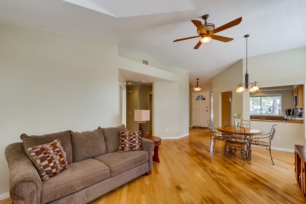 Virtual tour photo 13 of 77 for 14412 North Church Square