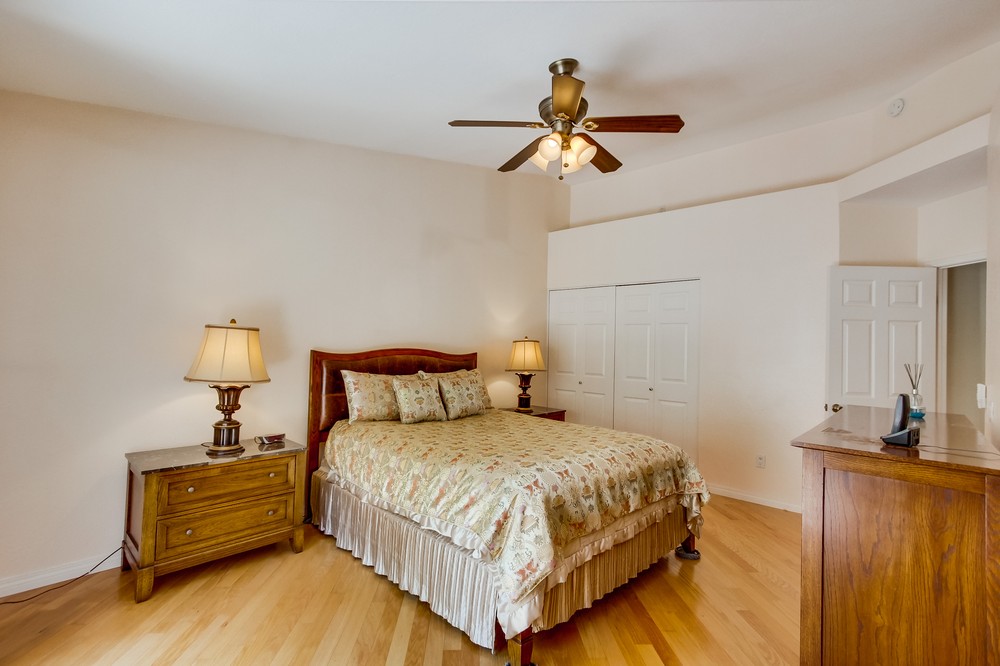Virtual tour photo 34 of 77 for 14412 North Church Square