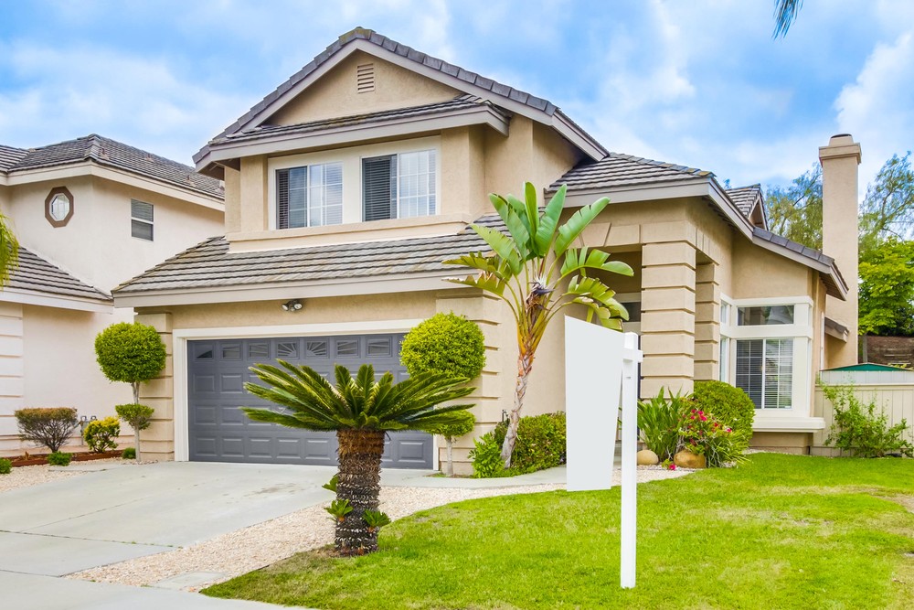 Virtual tour photo 4 of 49 for 14429 Seabridge Ln