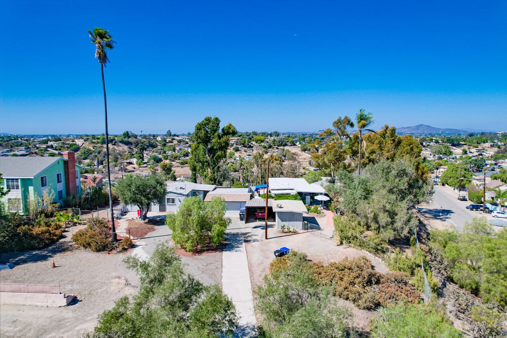 Virtual tour photo 1 of 47 for 1444 Klauber Ave