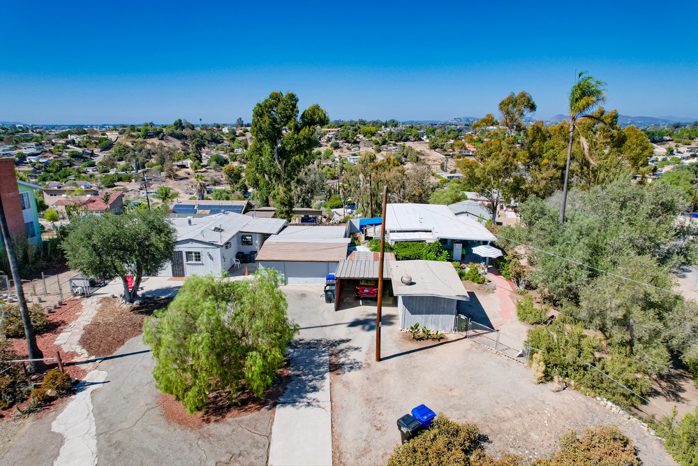 Virtual tour photo 3 of 47 for 1444 Klauber Ave