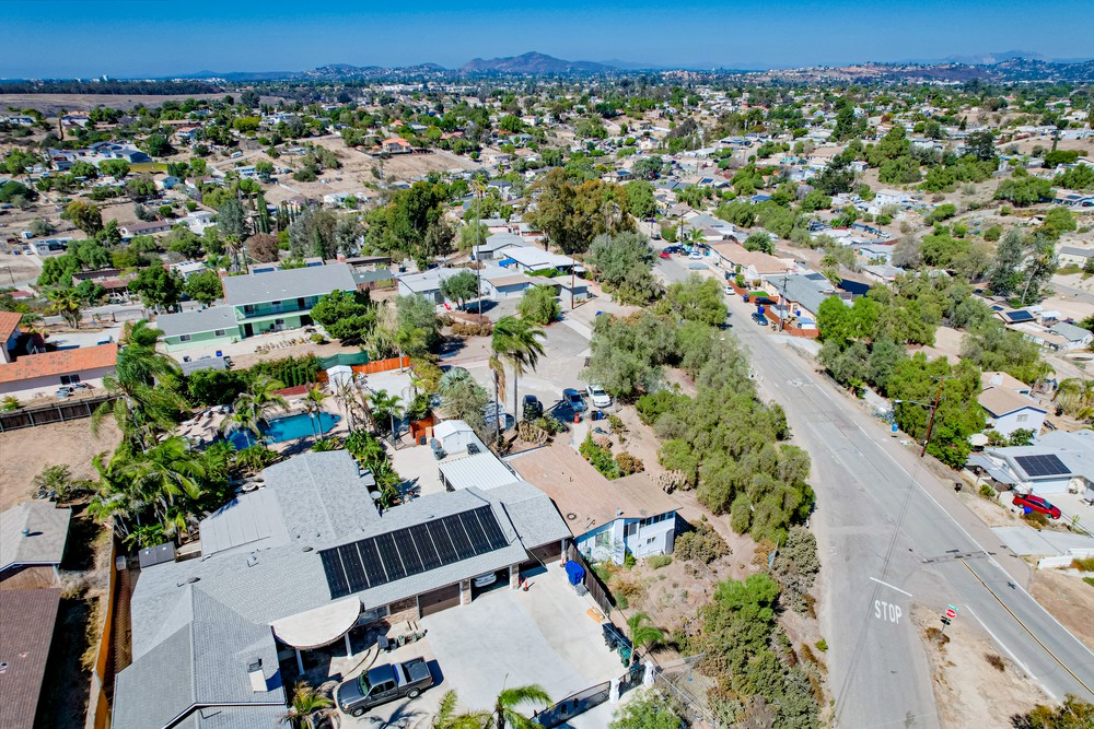 Virtual tour photo 23 of 47 for 1444 Klauber Ave