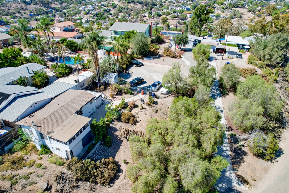Virtual tour photo 24 of 47 for 1444 Klauber Ave