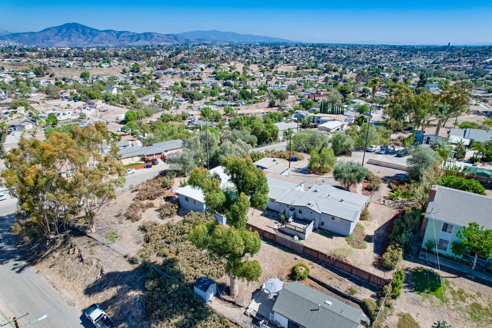 Virtual tour photo 28 of 47 for 1444 Klauber Ave