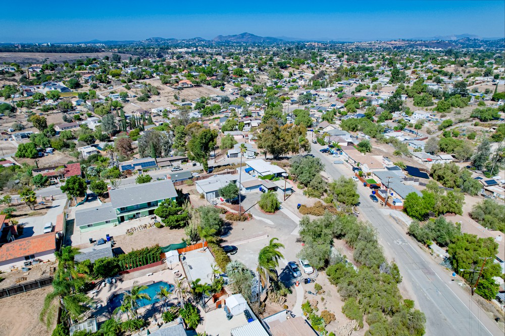 Virtual tour photo 33 of 47 for 1444 Klauber Ave