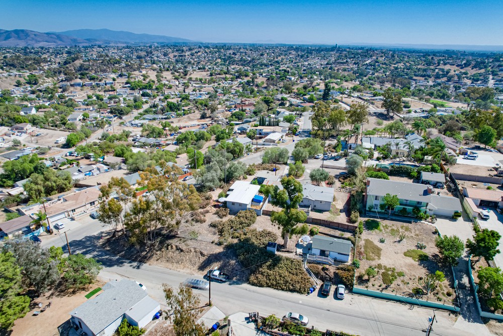Virtual tour photo 38 of 47 for 1444 Klauber Ave