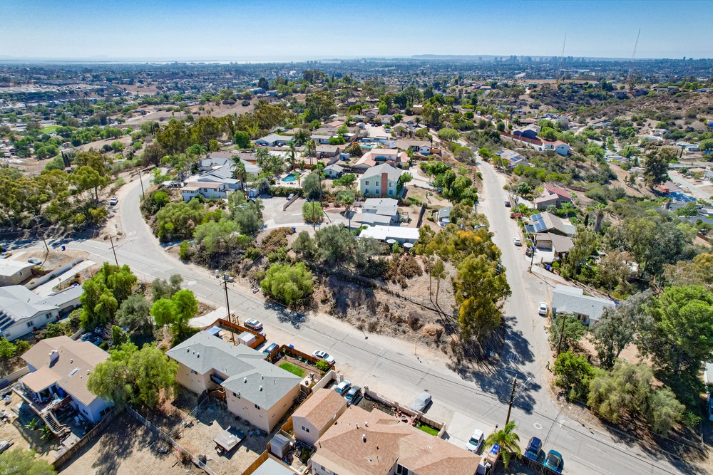 Virtual tour photo 42 of 47 for 1444 Klauber Ave