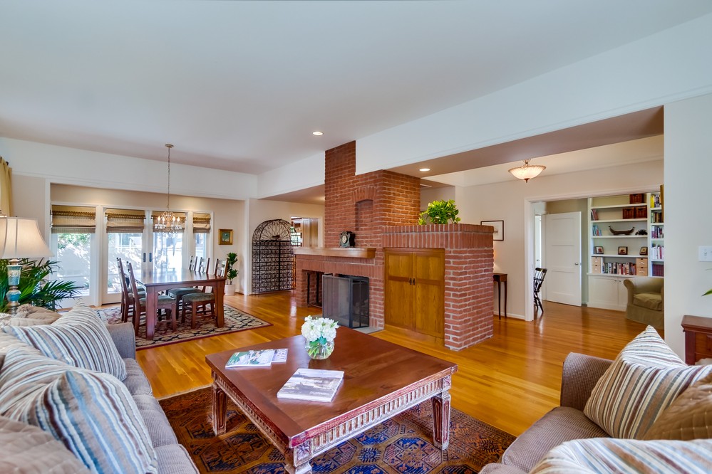 Virtual tour photo 9 of 52 for 1444 Law St