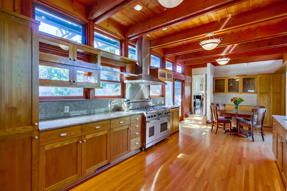 Virtual tour photo 16 of 52 for 1444 Law St