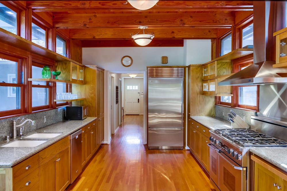 Virtual tour photo 22 of 52 for 1444 Law St