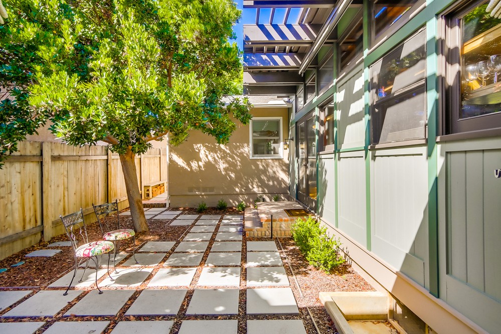 Virtual tour photo 36 of 52 for 1444 Law St