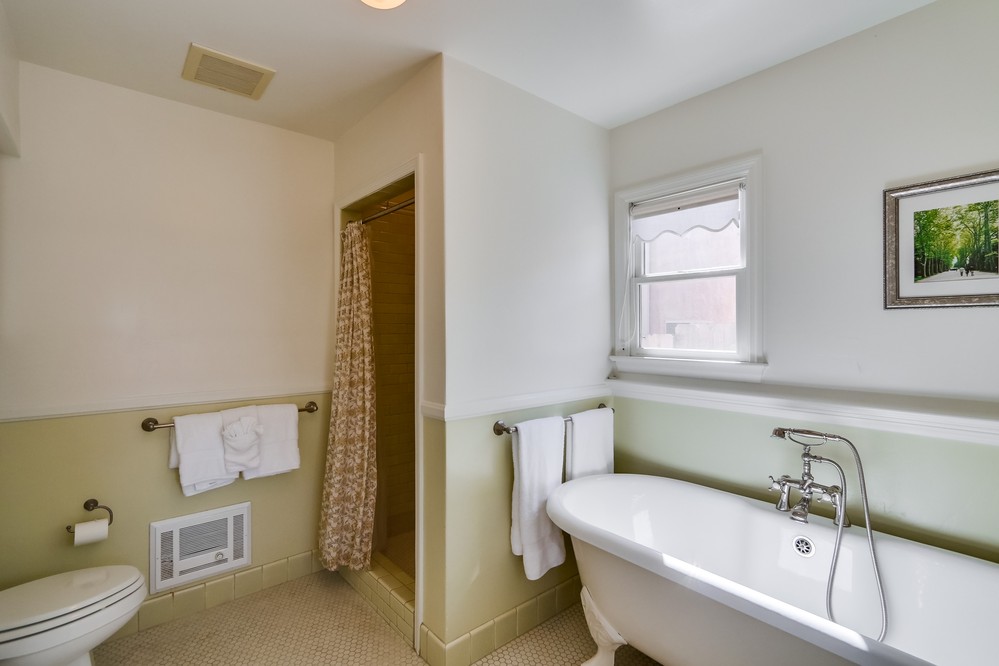 Virtual tour photo 34 of 52 for 1444 Law St