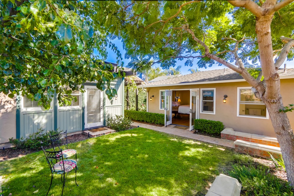 Virtual tour photo 38 of 52 for 1444 Law St
