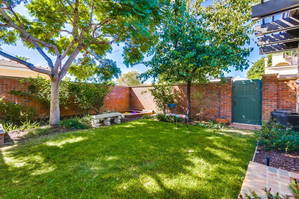 Virtual tour photo 37 of 52 for 1444 Law St