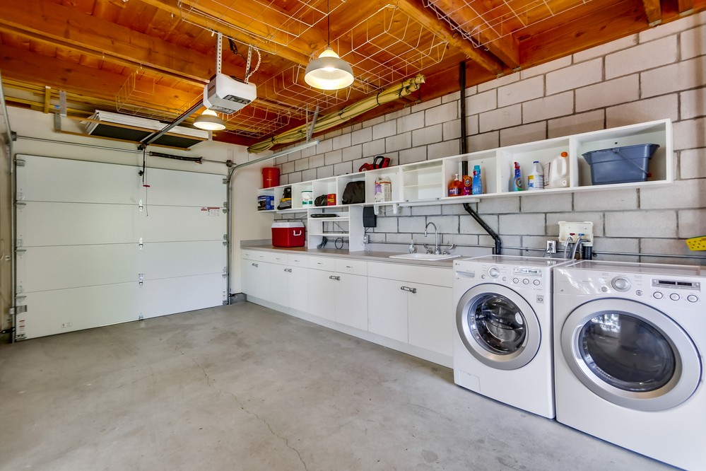Virtual tour photo 48 of 52 for 1444 Law St