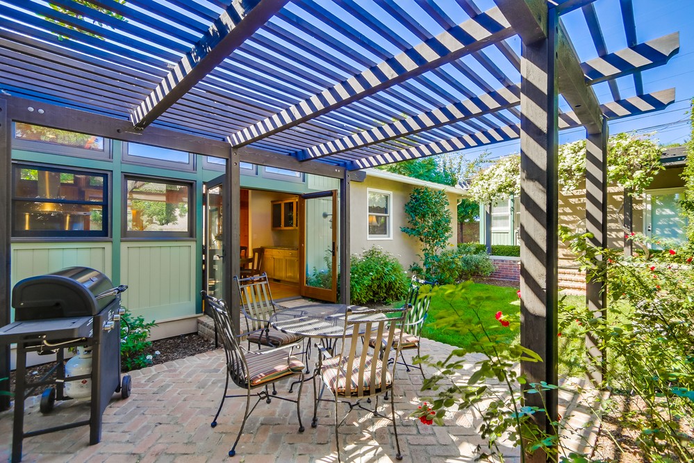Virtual tour photo 26 of 52 for 1444 Law St