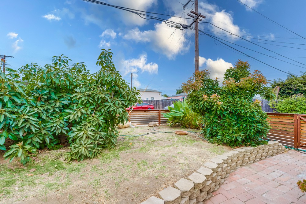 Virtual tour photo 10 of 56 for 1447 Felton St