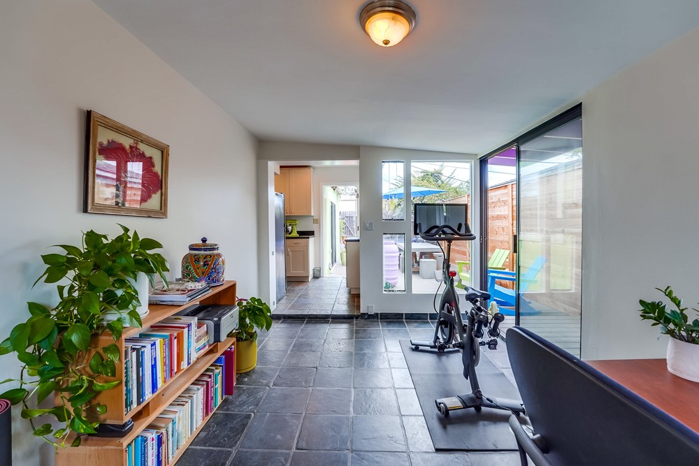 Virtual tour photo 33 of 56 for 1447 Felton St