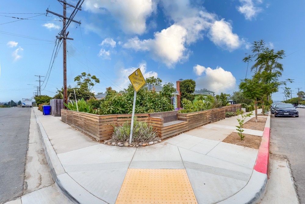 Virtual tour photo 57 of 56 for 1447 Felton St
