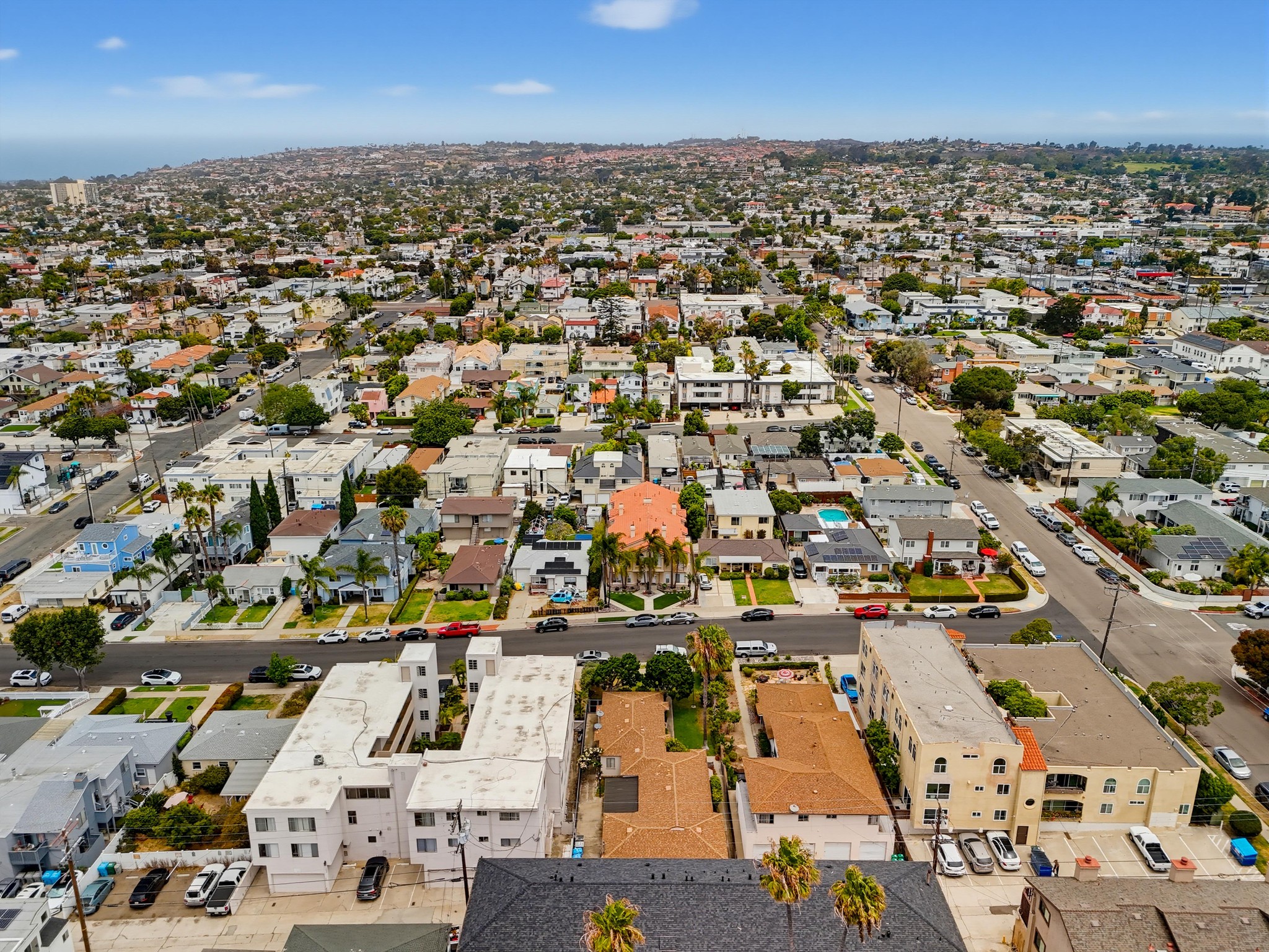 Virtual tour photo 23 of 34 for 1449-53 Oliver Ave