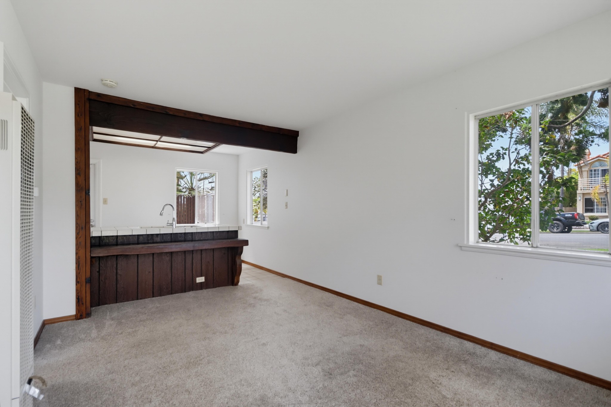Virtual tour photo 7 of 49 for 1449-53 Oliver Ave