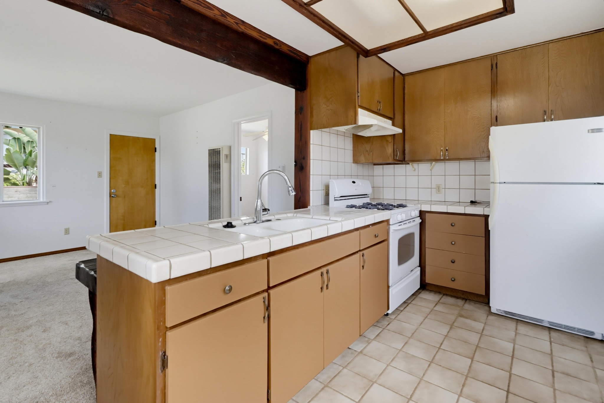 Virtual tour photo 13 of 49 for 1449-53 Oliver Ave