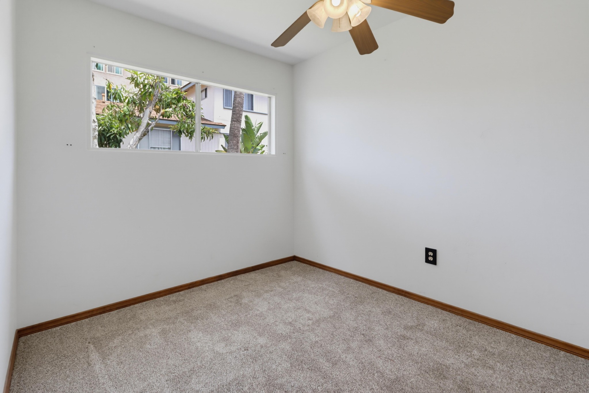 Virtual tour photo 17 of 49 for 1449-53 Oliver Ave