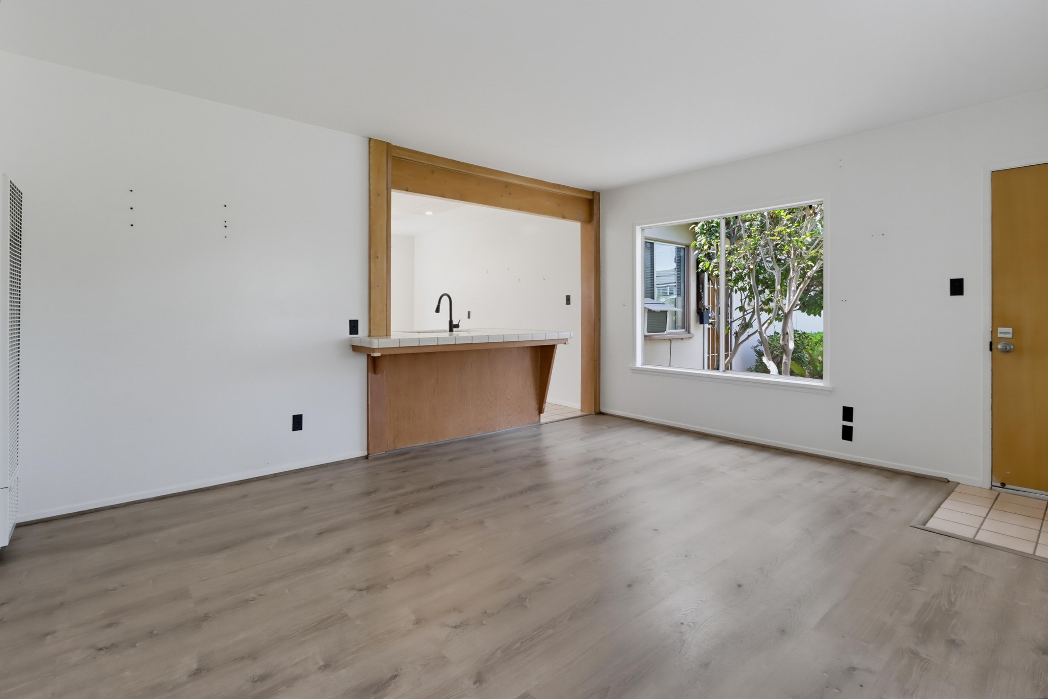 Virtual tour photo 24 of 49 for 1449-53 Oliver Ave