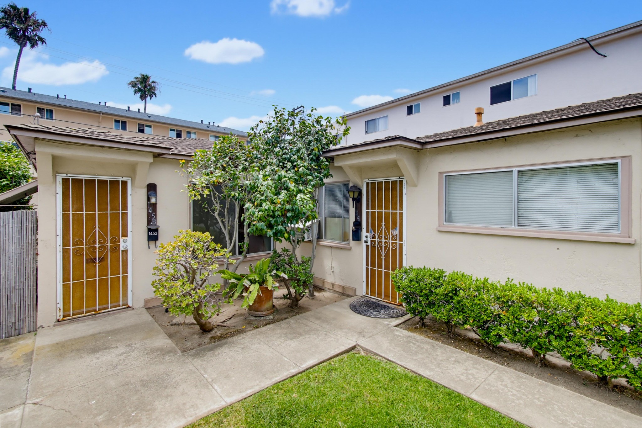Virtual tour photo 7 of 51 for 1449-53 Oliver Ave