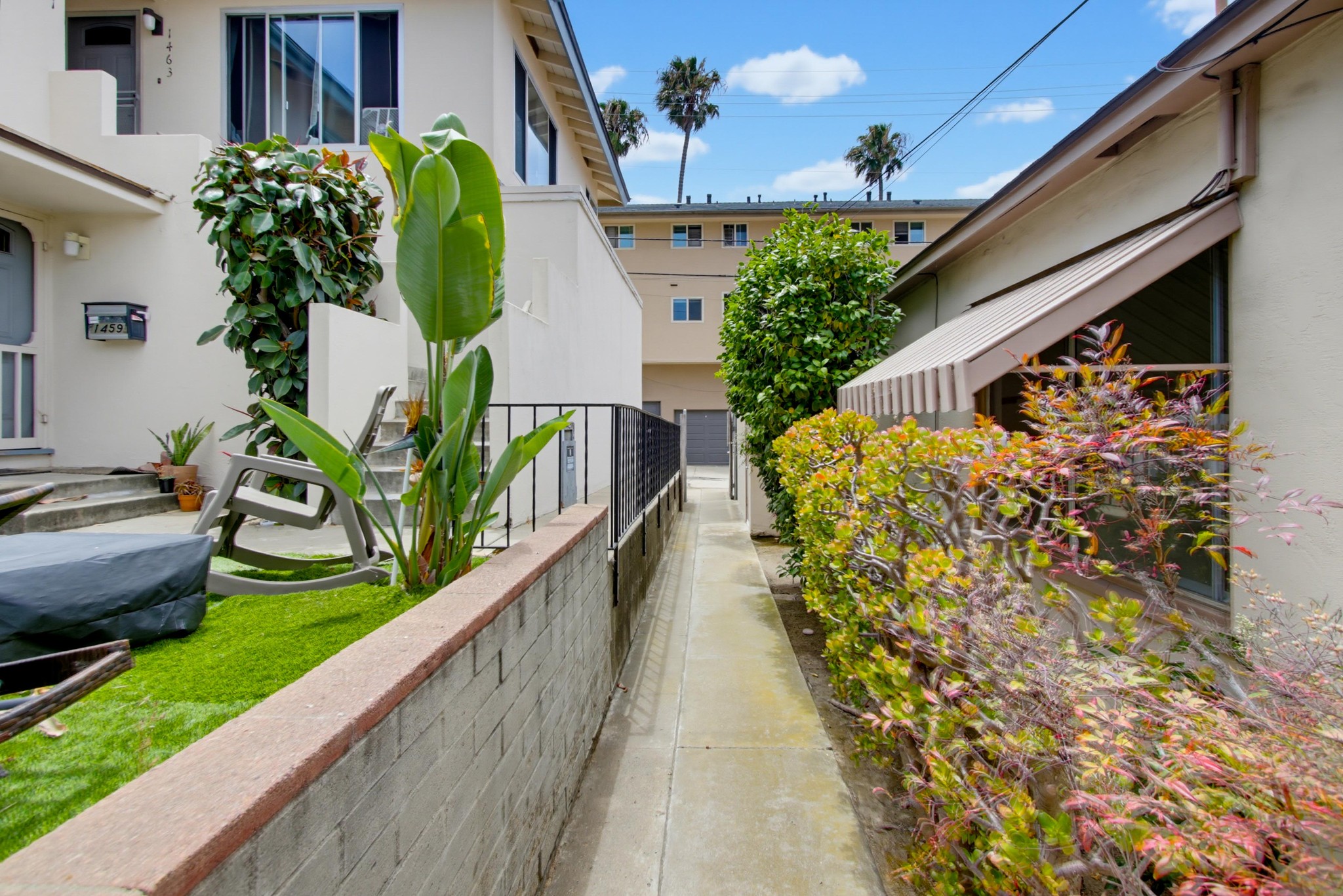 Virtual tour photo 11 of 51 for 1449-53 Oliver Ave