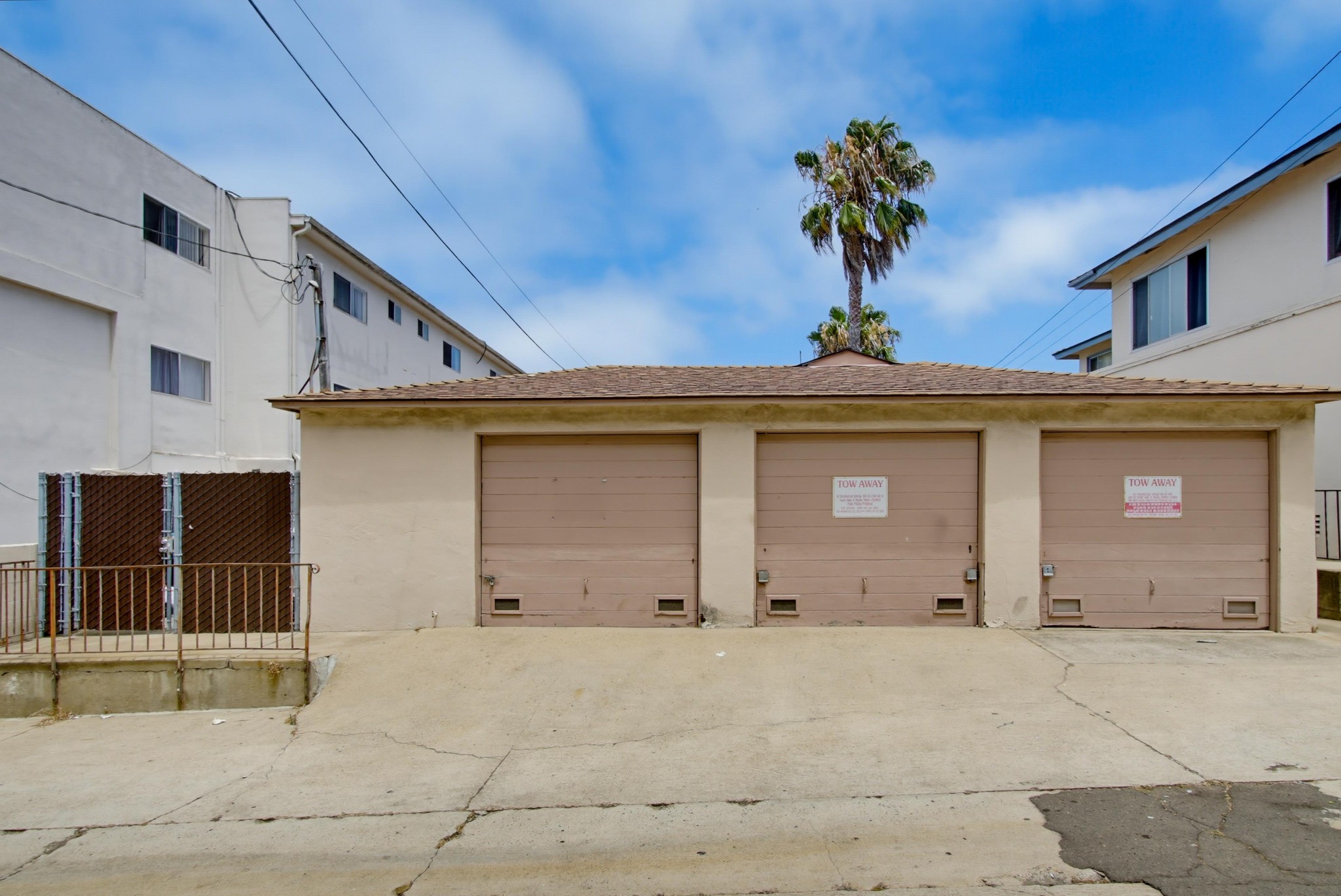 Virtual tour photo 16 of 51 for 1449-53 Oliver Ave