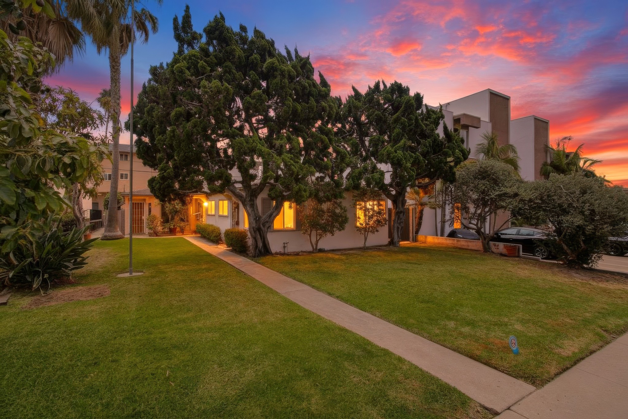 Virtual tour photo 17 of 51 for 1449-53 Oliver Ave