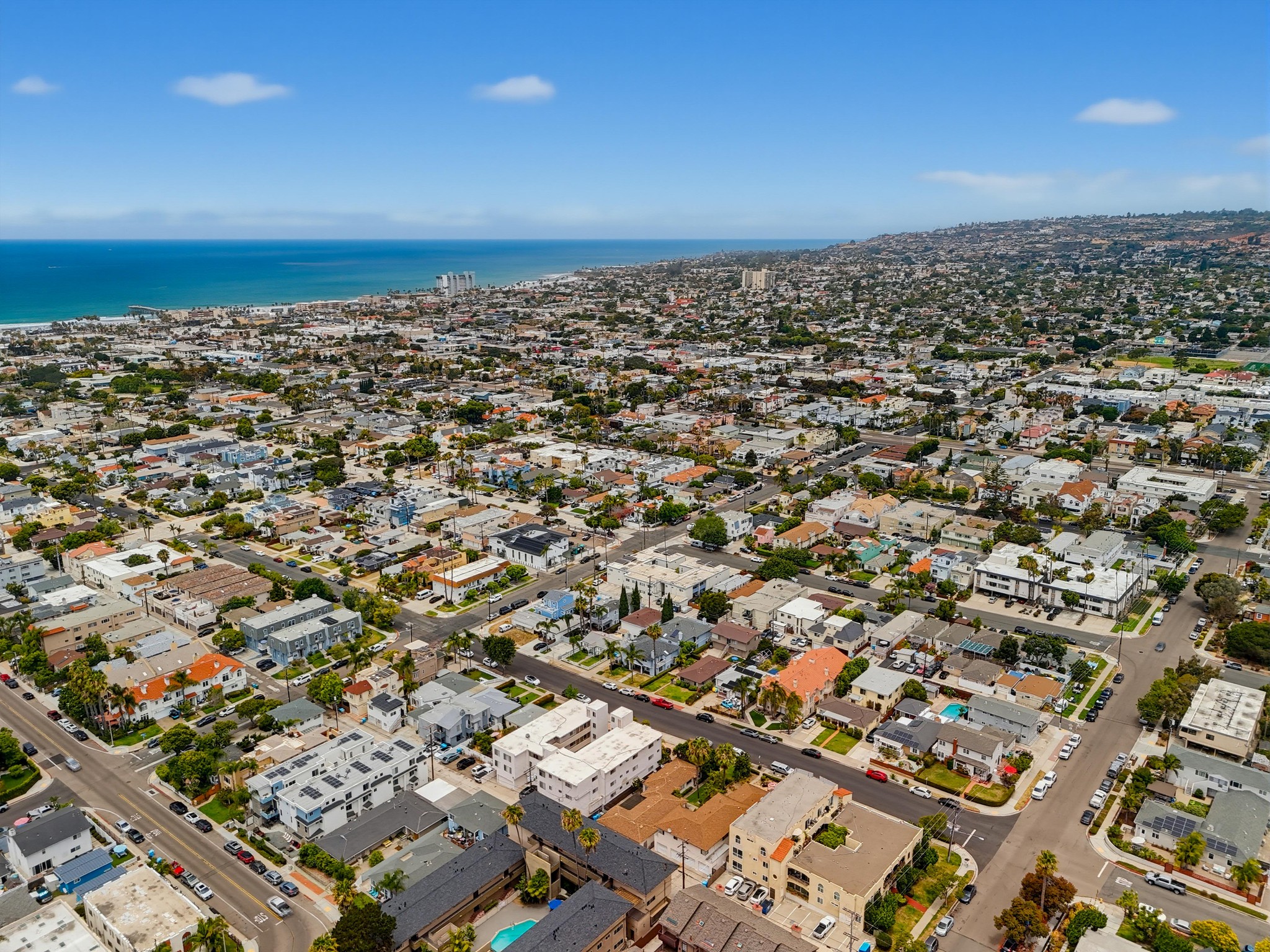 Virtual tour photo 32 of 51 for 1449-53 Oliver Ave