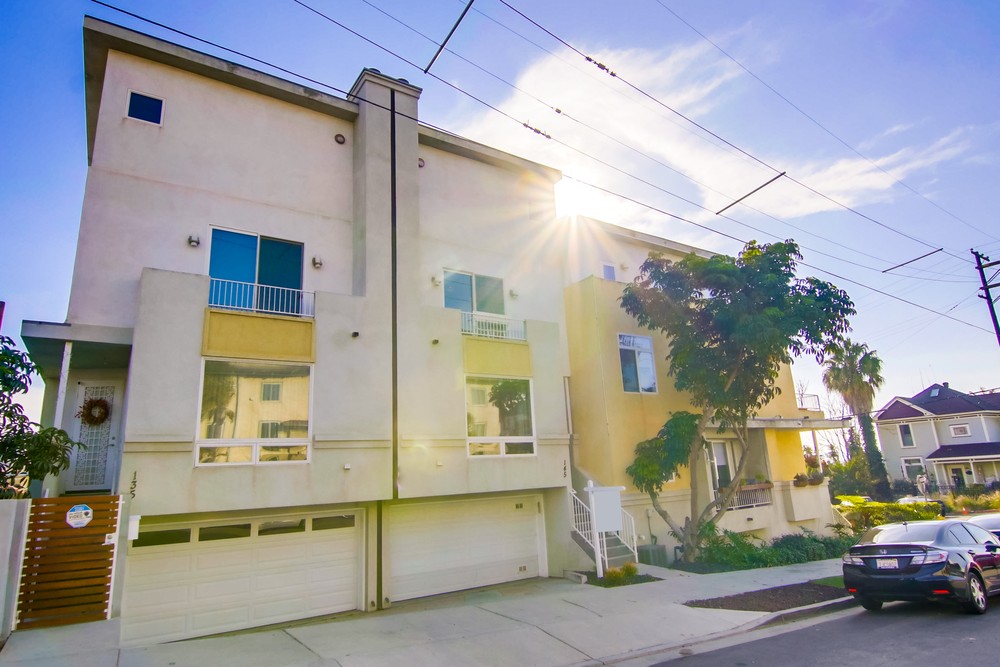 Virtual tour photo 5 of 47 for 145 W Hawthorn St
