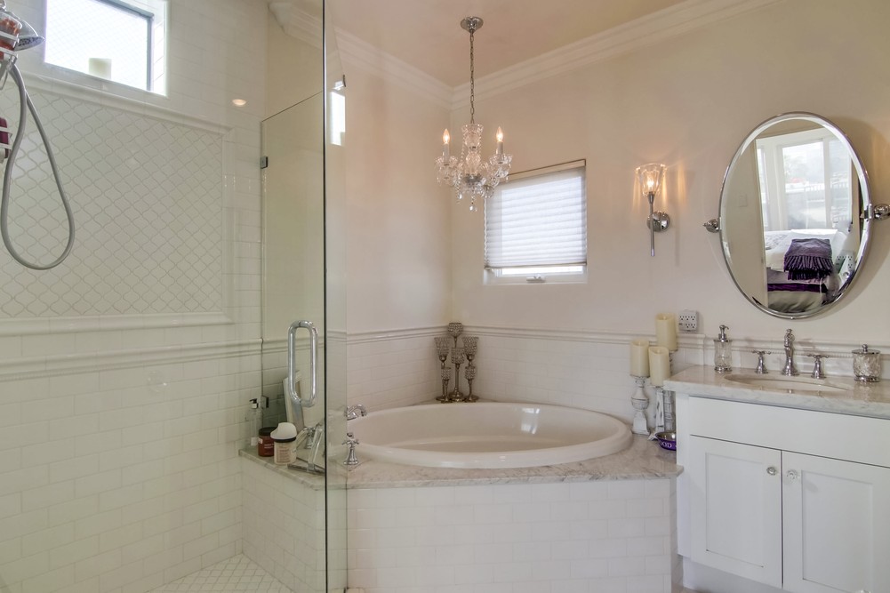 Virtual tour photo 30 of 47 for 145 W Hawthorn St