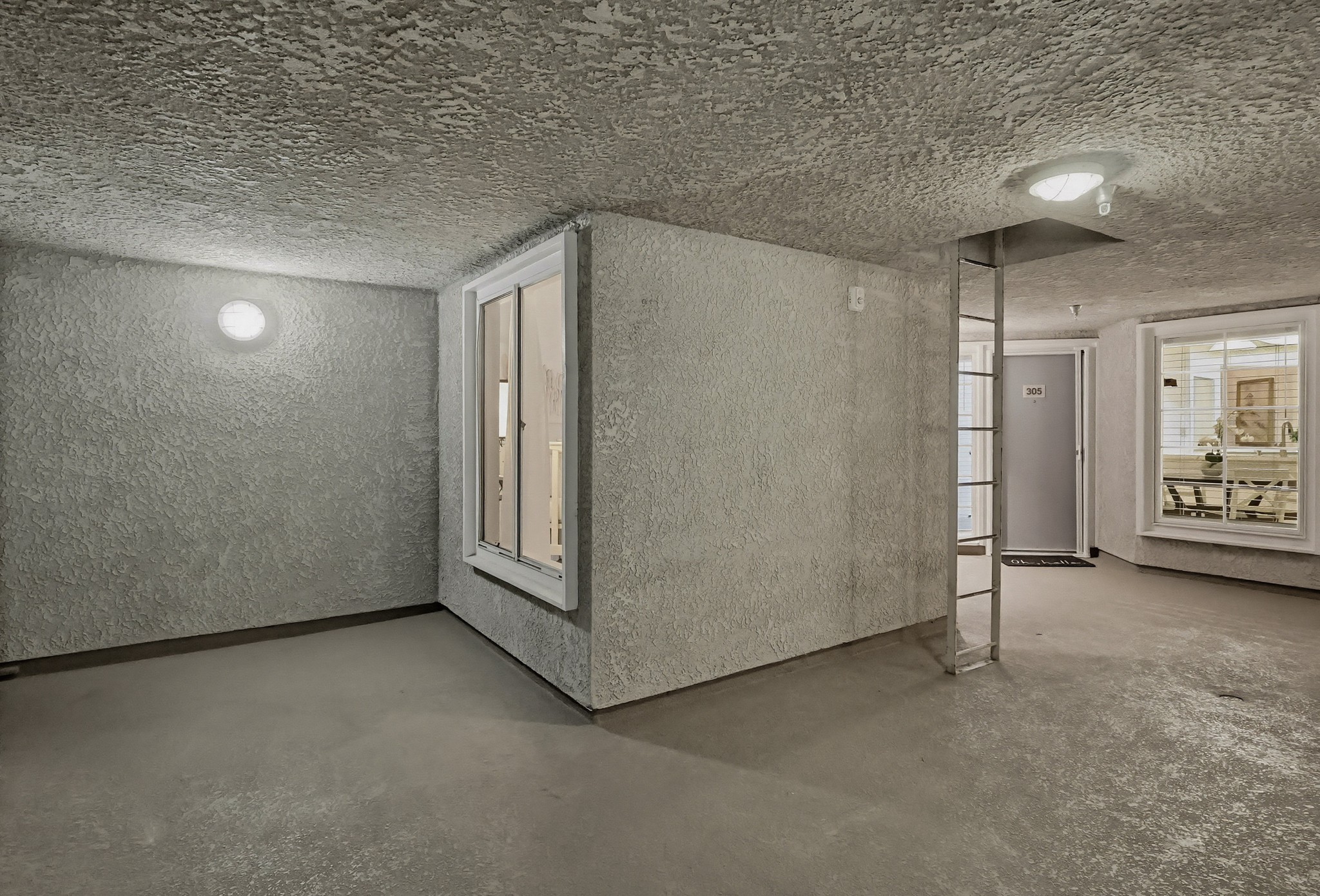 Virtual tour photo 1 of 155 for 1450 Brett Pl UNIT 305